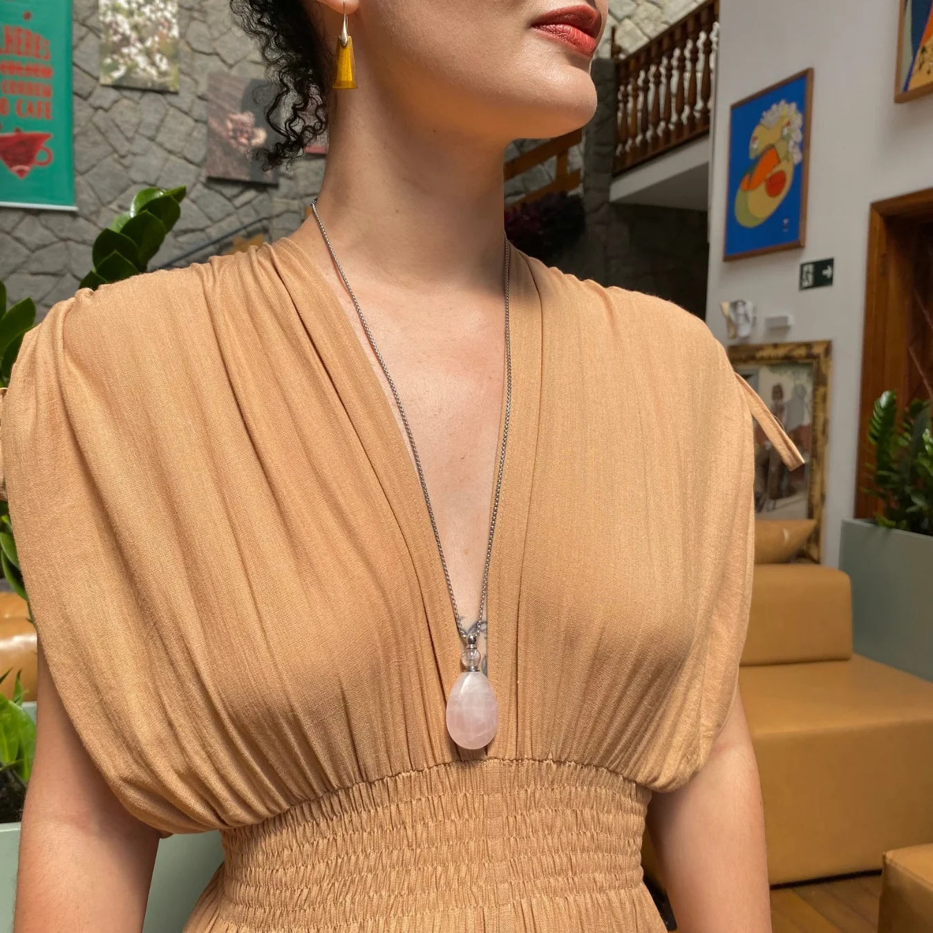 Colar Difusor Essence - Quartzo Rosa