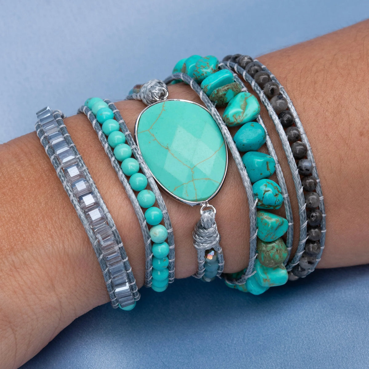 Pulseira Brisa de Turquesa e Labradorita feita artesanalmente