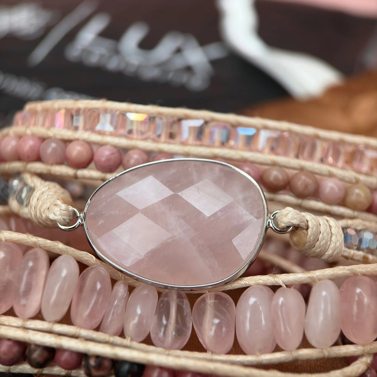 Pulseira Rose multivoltas com Quartzo Rosa e Rodonita