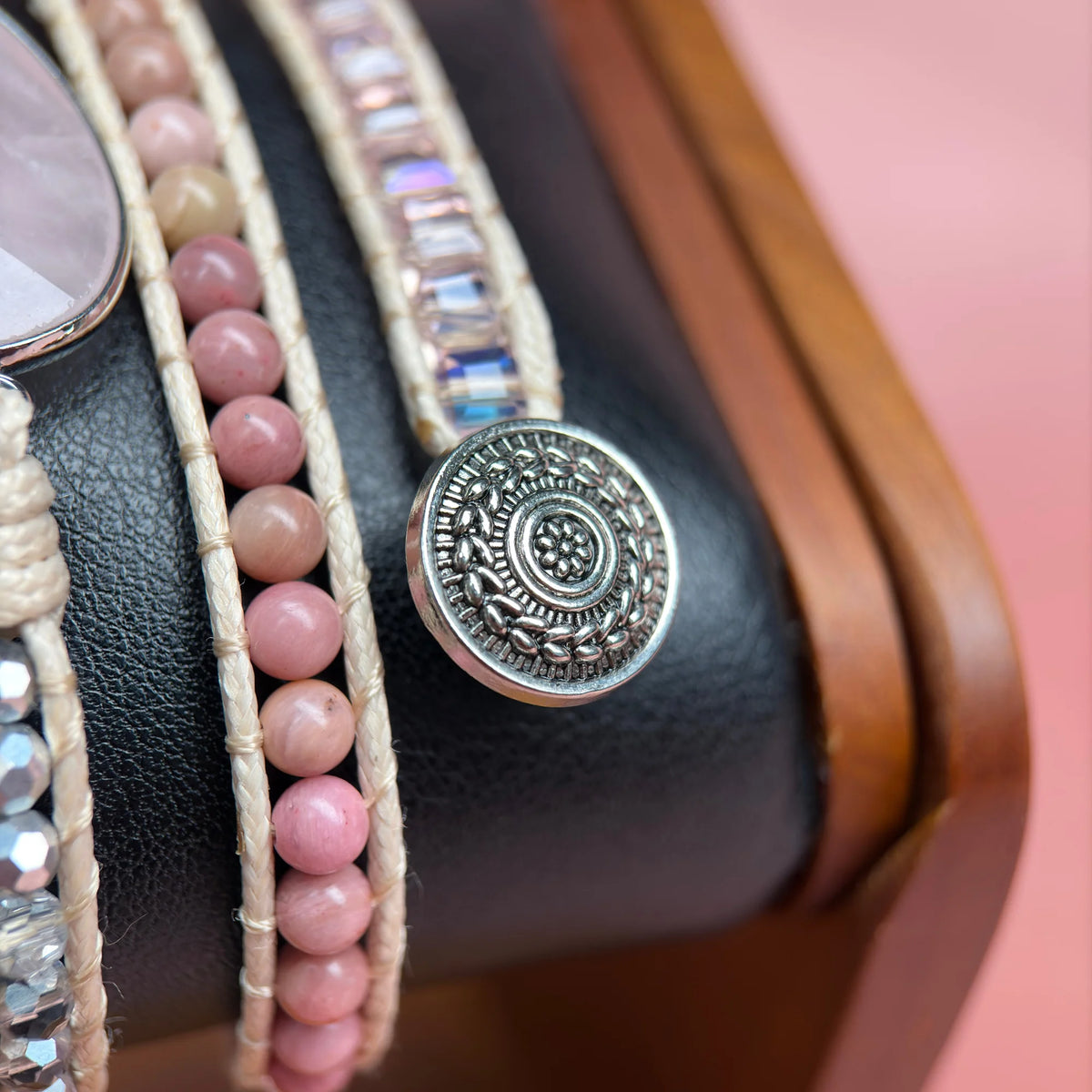 Pulseira Rose com Quartzo Rosa e Rodonita em diferentes lapidações
