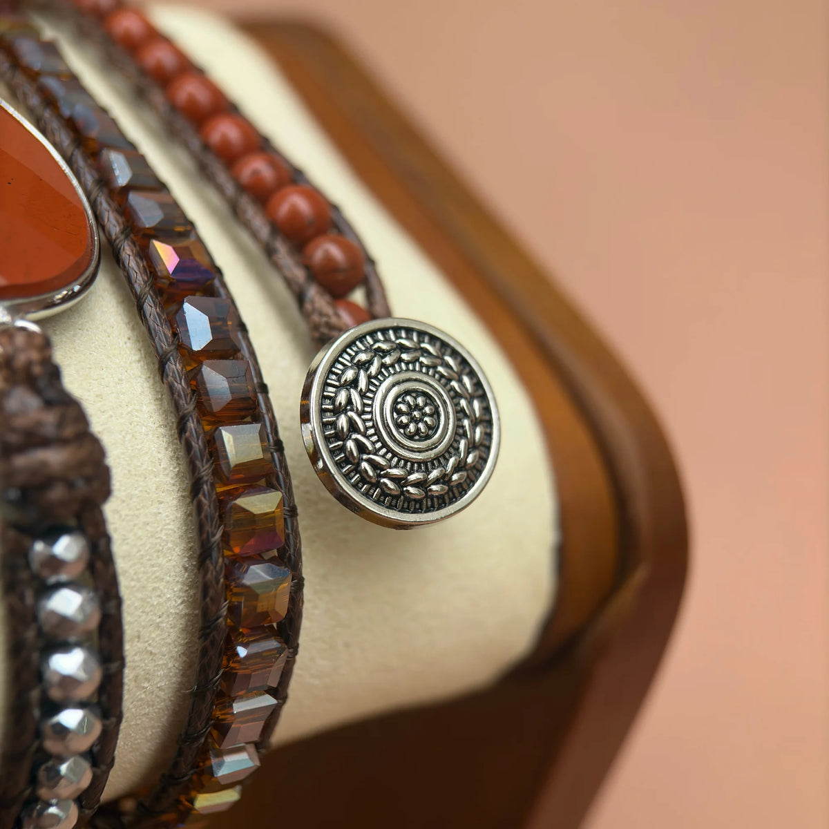 Pulseira Siena multivoltas com Jaspe Vermelho, Quartzo Vermelho e Hematita